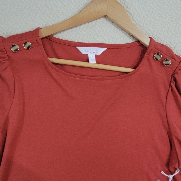 NEW Lauren Conrad Women's Top Size Medium  Long Sleeve Ruffle Button Detail - Picture 3 of 16